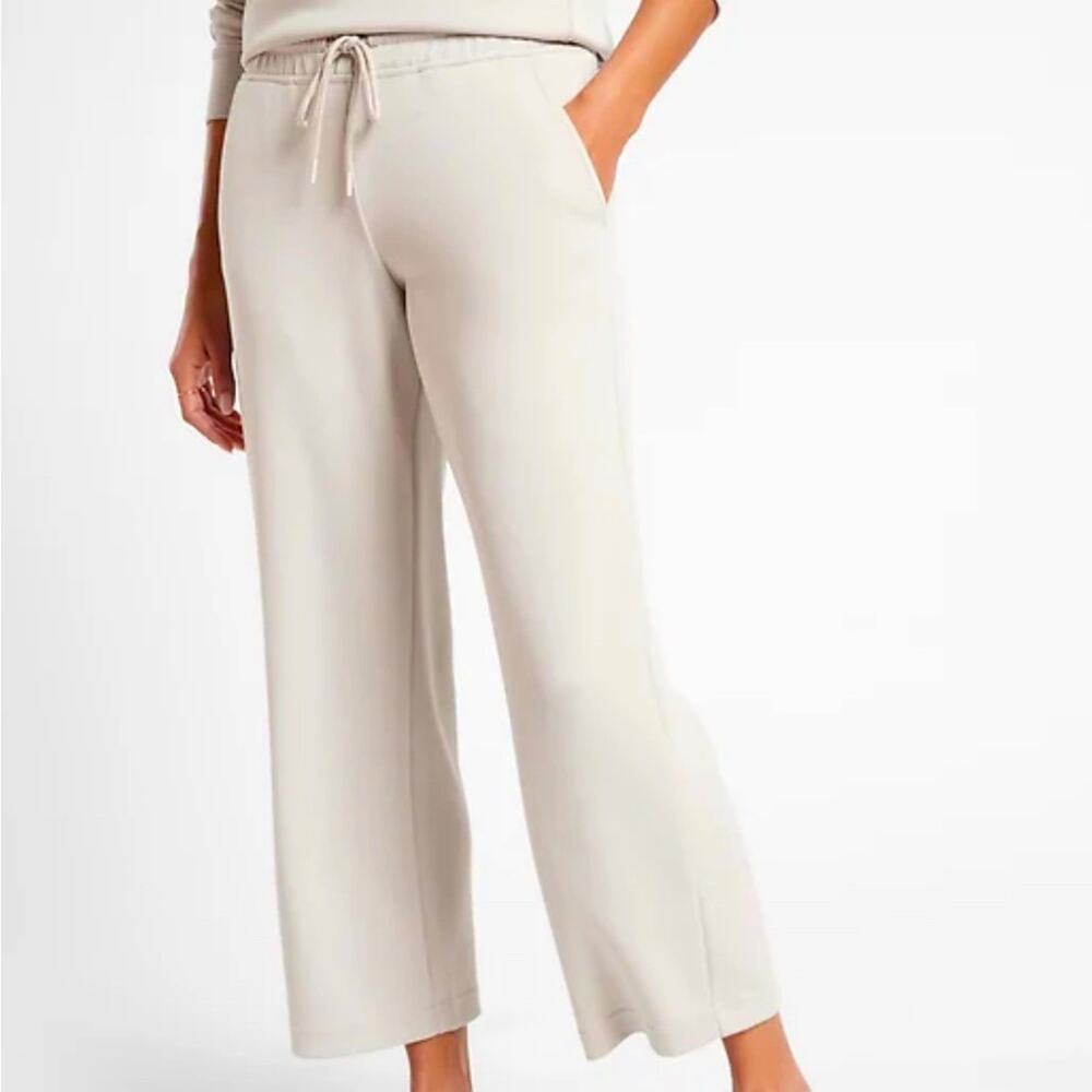 Athleta Straight-Leg Pants in Light Beige